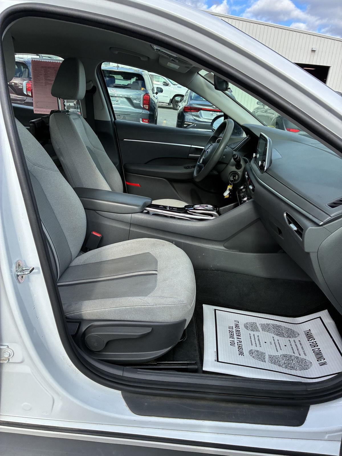 2021 Hyundai SONATA SE
