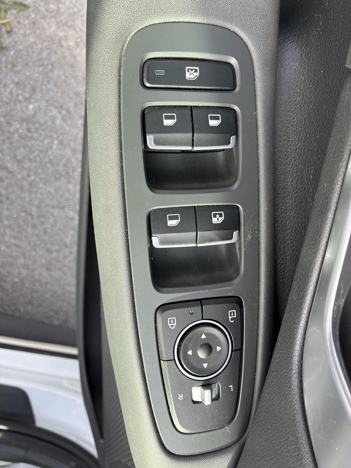 2021 Hyundai Sonata SE - Photo 16