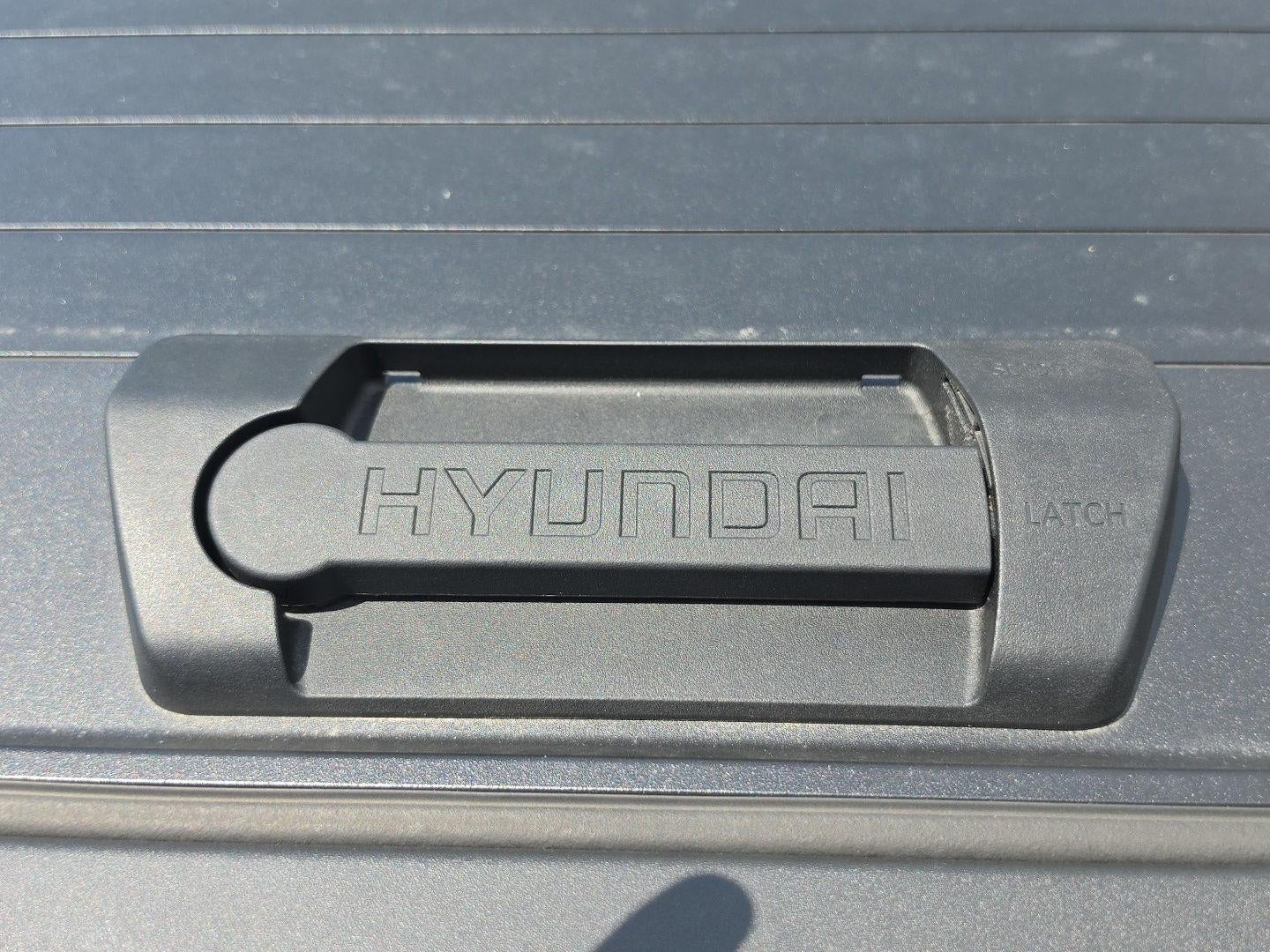 2026 Hyundai SANTA CRUZ SEL Activity