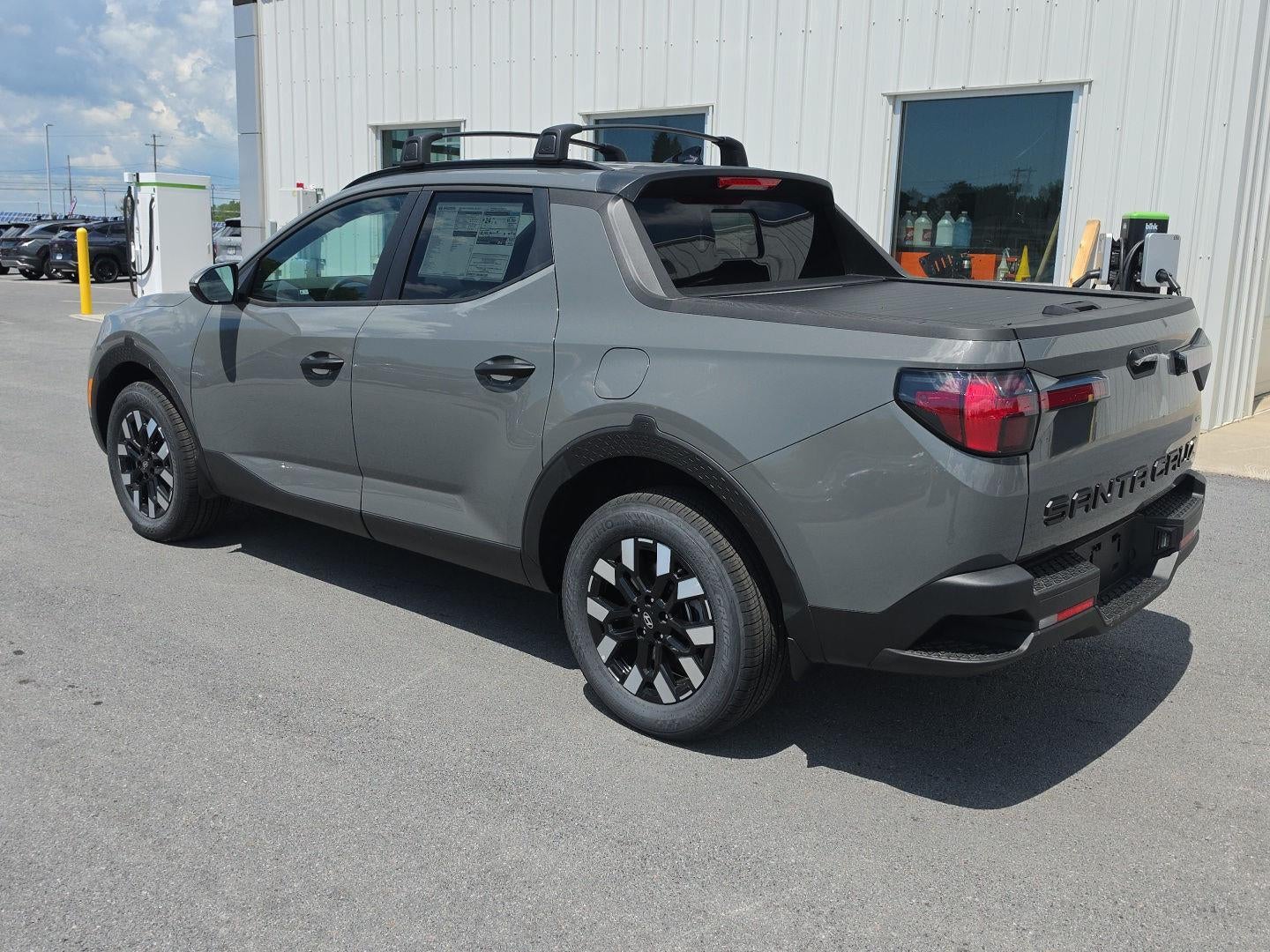 2026 Hyundai SANTA CRUZ SEL Activity