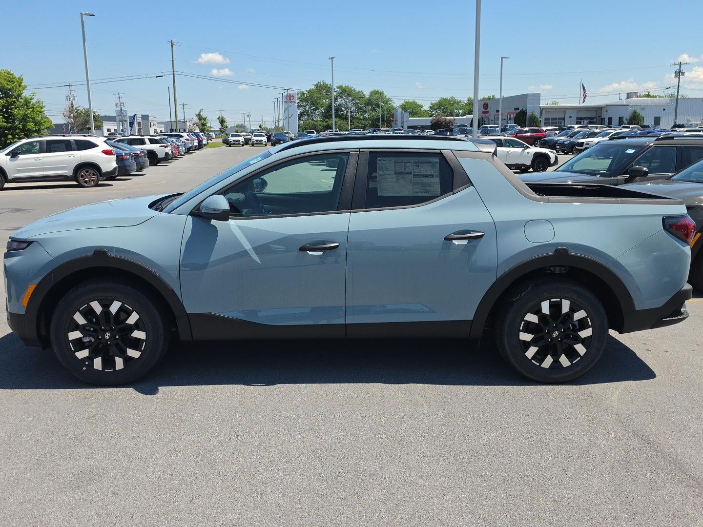 2026 Hyundai SANTA CRUZ SEL Activity