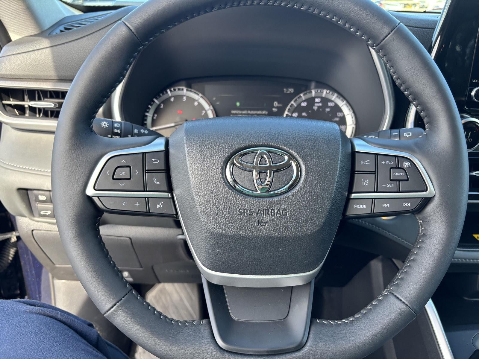 2026 Toyota Highlander XLE