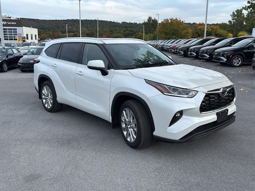 2026 Toyota Highlander Base