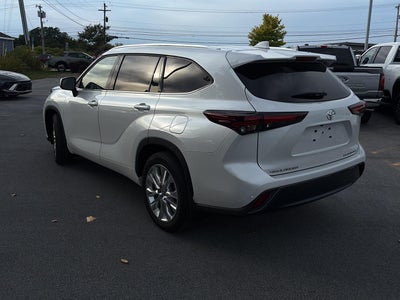 2026 Toyota Highlander Base