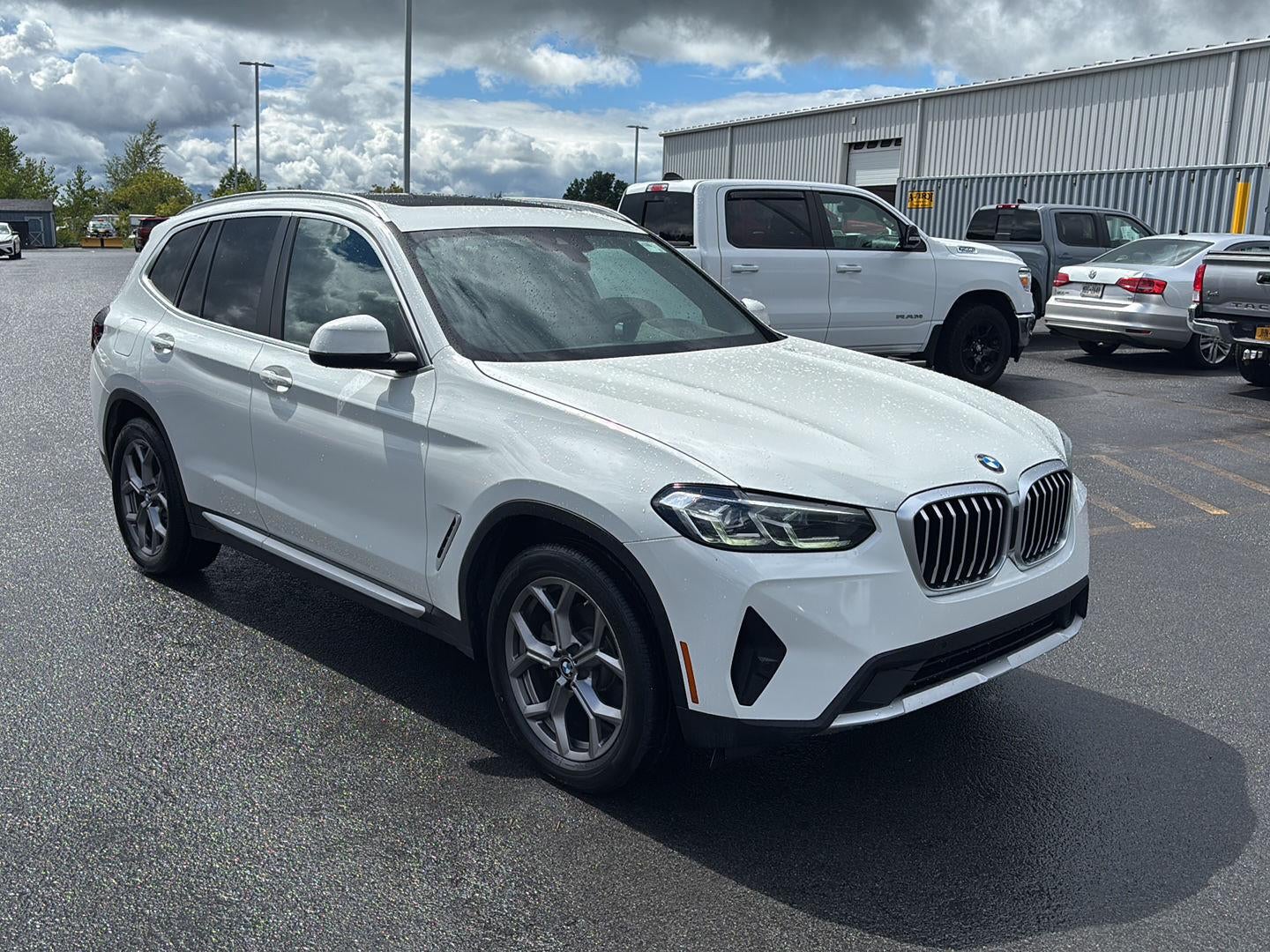 2024 BMW X3 30i