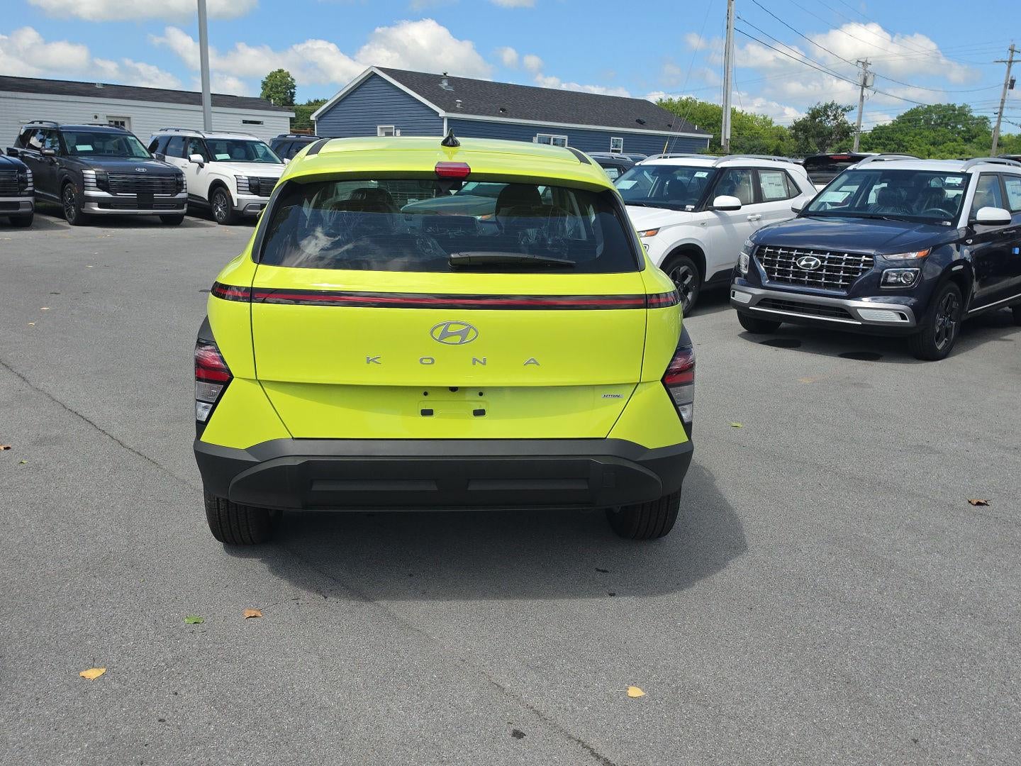 2026 Hyundai KONA SE AWD
