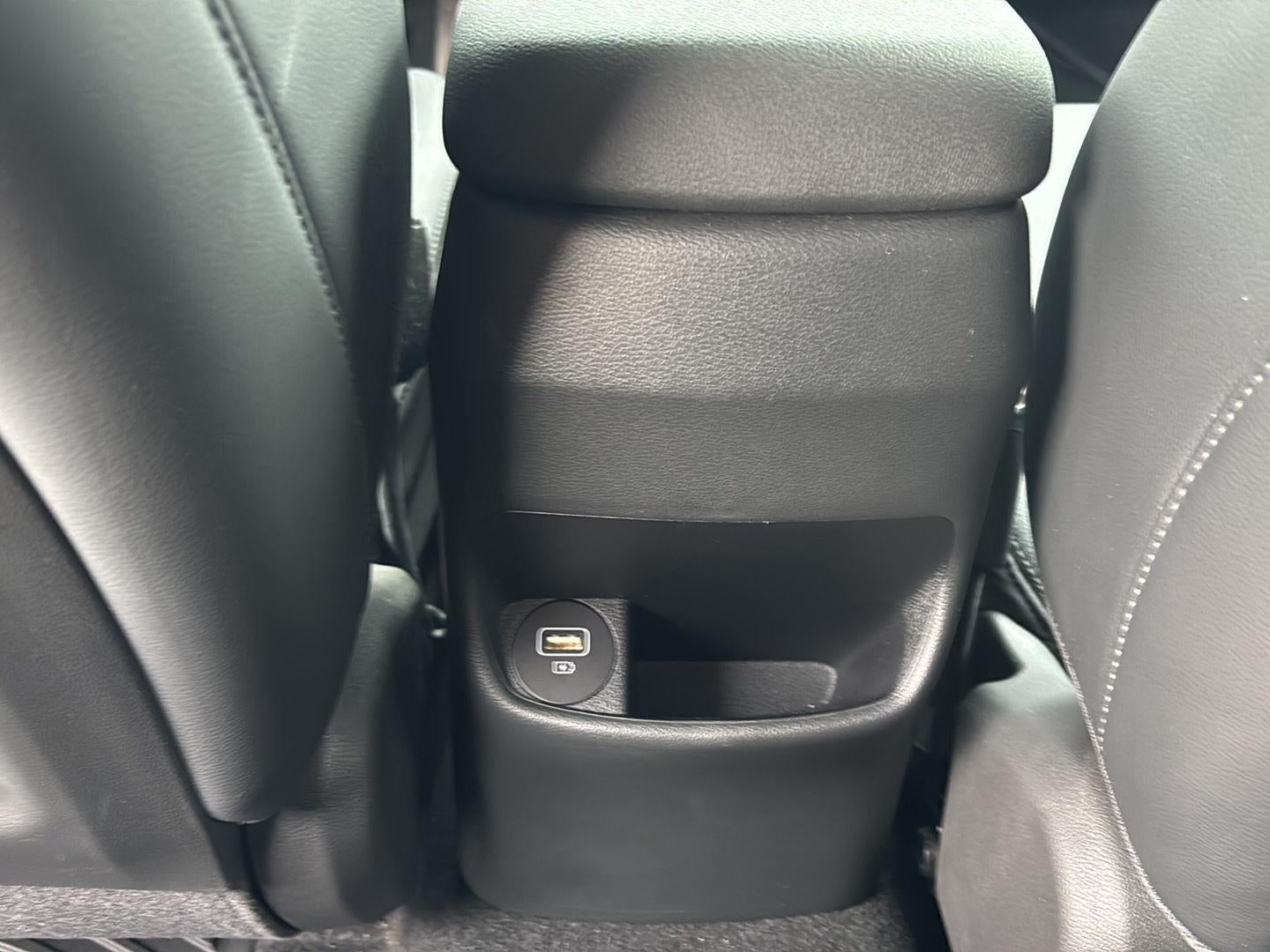 2023 Hyundai Kona Limited - Photo 28