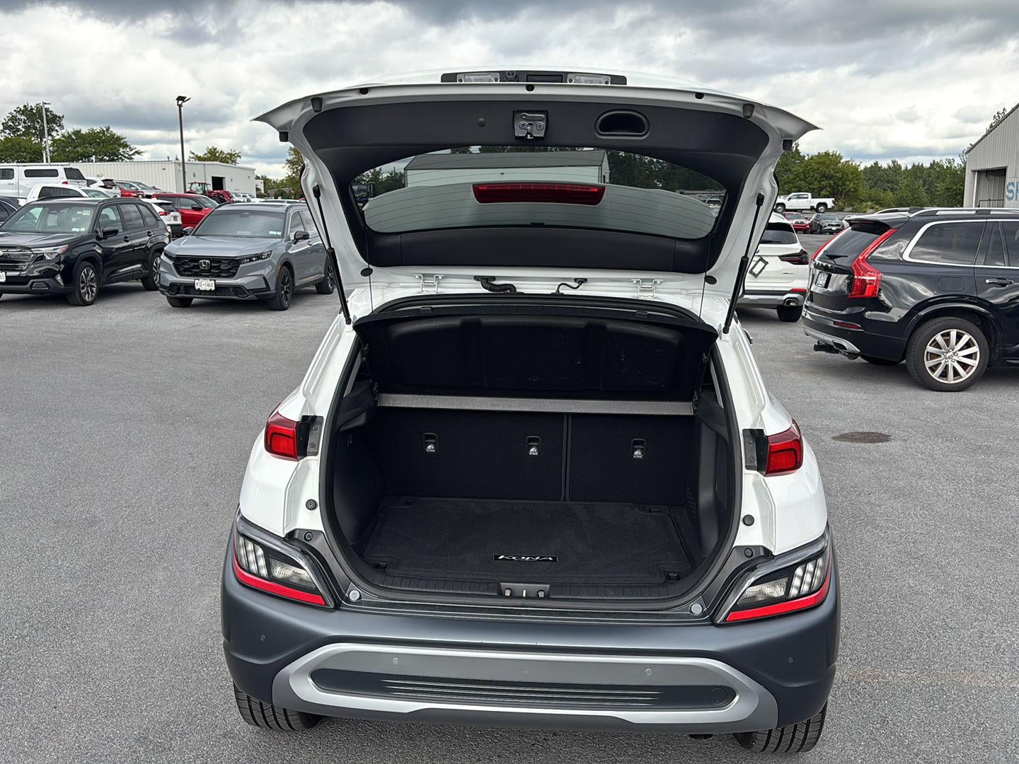 2023 Hyundai Kona Limited - Photo 31