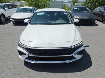 2026 Hyundai ELANTRA SE