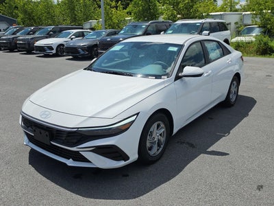 2026 Hyundai ELANTRA SE