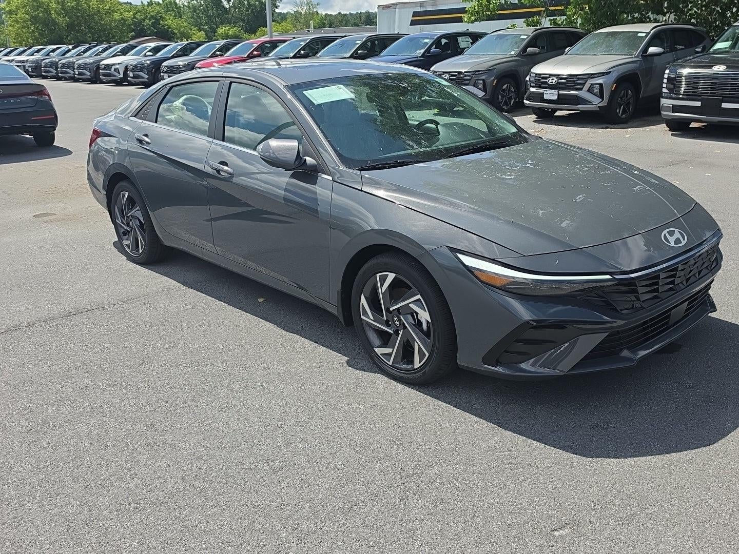 2026 Hyundai ELANTRA Limited