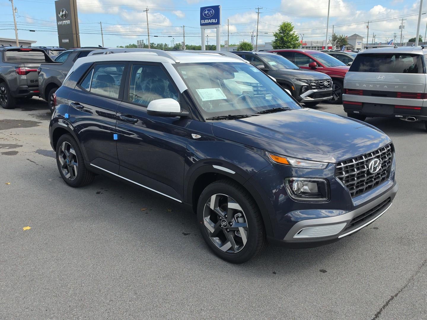 2026 Hyundai VENUE SEL W/Two-Tone Roof