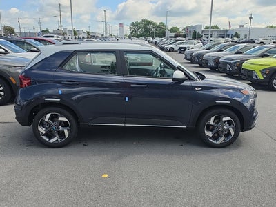 2026 Hyundai VENUE SEL W/Two-Tone Roof