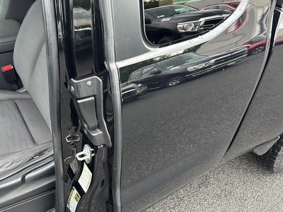 2022 Nissan Frontier S