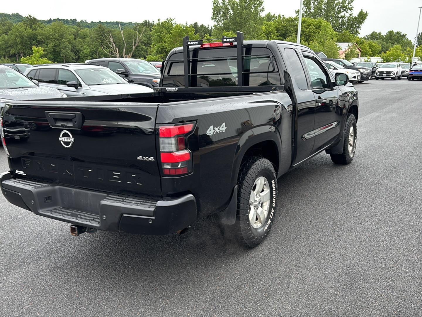 2022 Nissan Frontier S