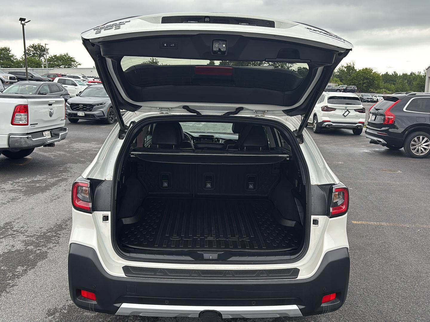 2024 Subaru Outback Touring XT