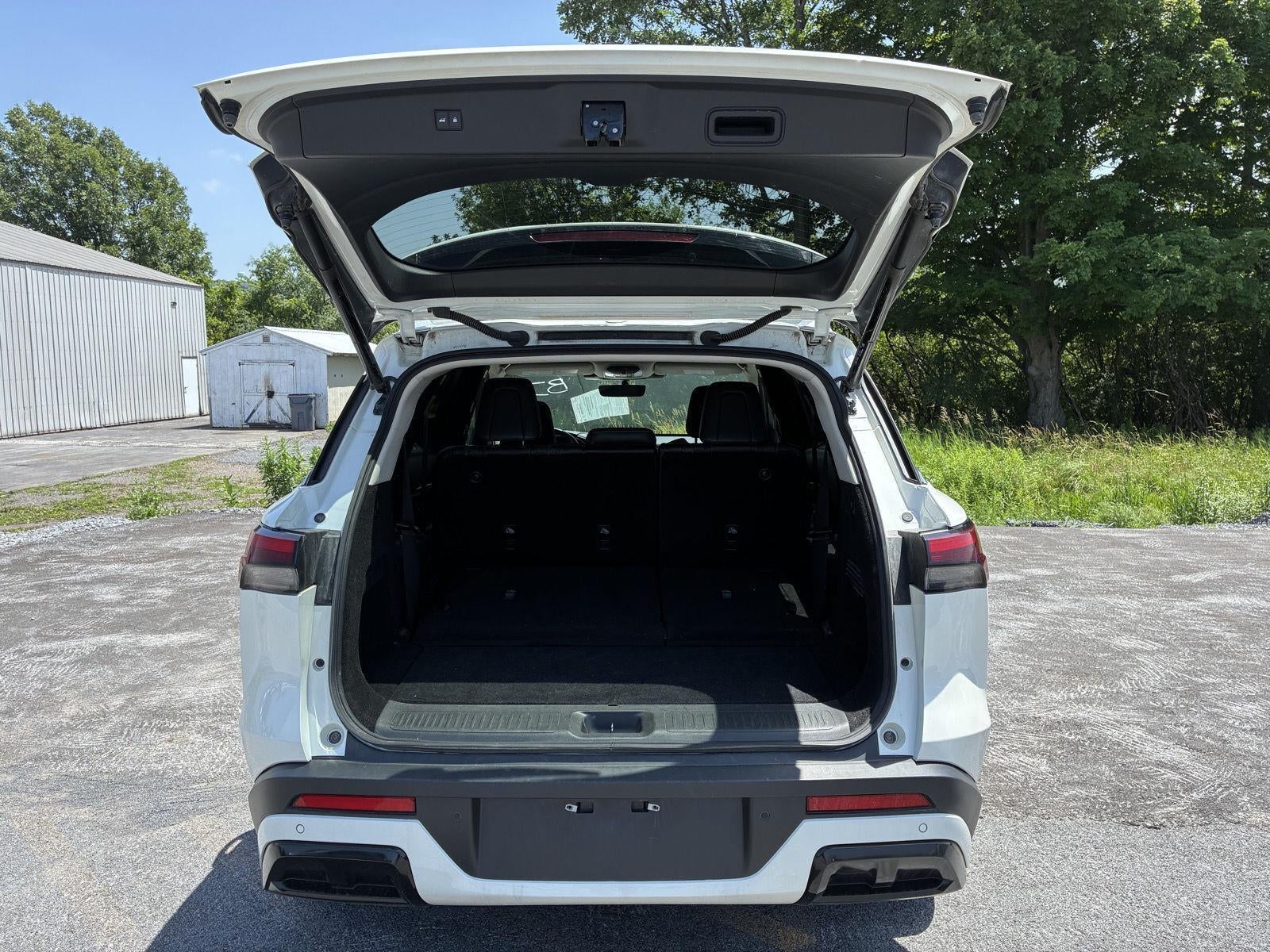 2024 INFINITI QX60 LUXE