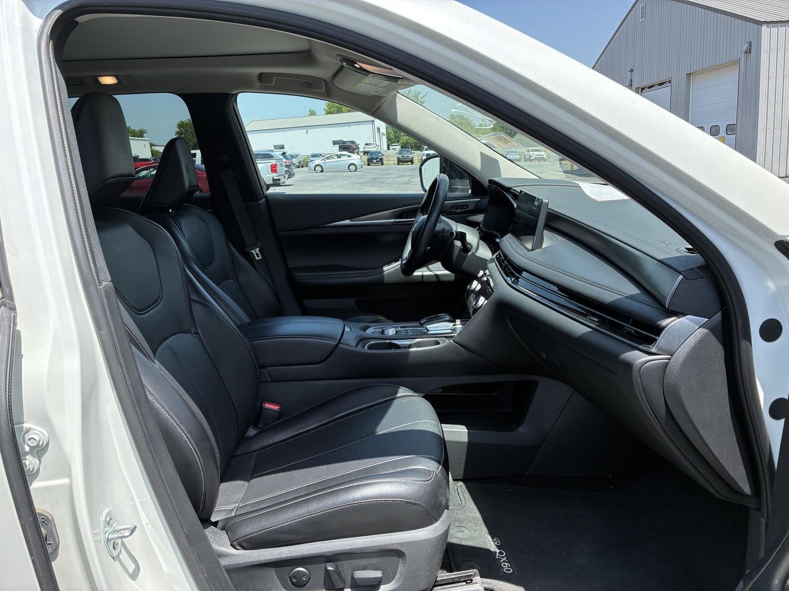 2024 INFINITI QX60 LUXE