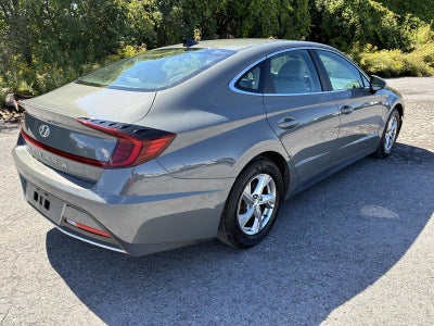 2022 Hyundai SONATA SE