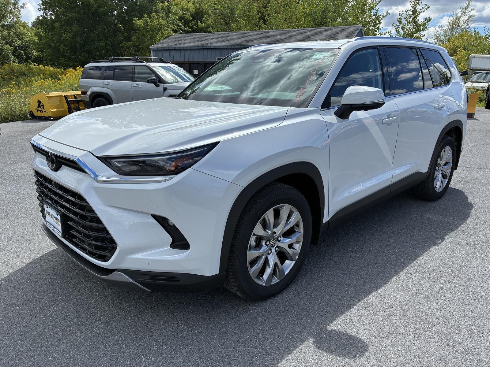 2026 Toyota Grand Highlander LE