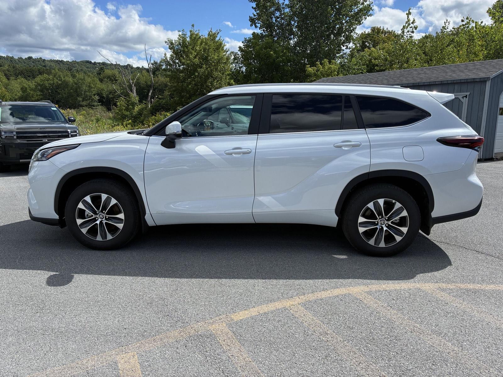 2026 Toyota Highlander Hybrid XLE