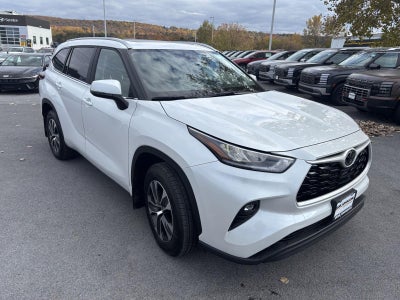 2026 Toyota Highlander XLE