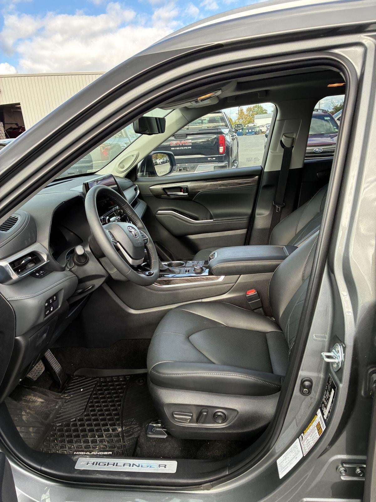 2026 Toyota Highlander Limited
