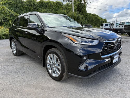 2026 Toyota Highlander Hybrid Limited