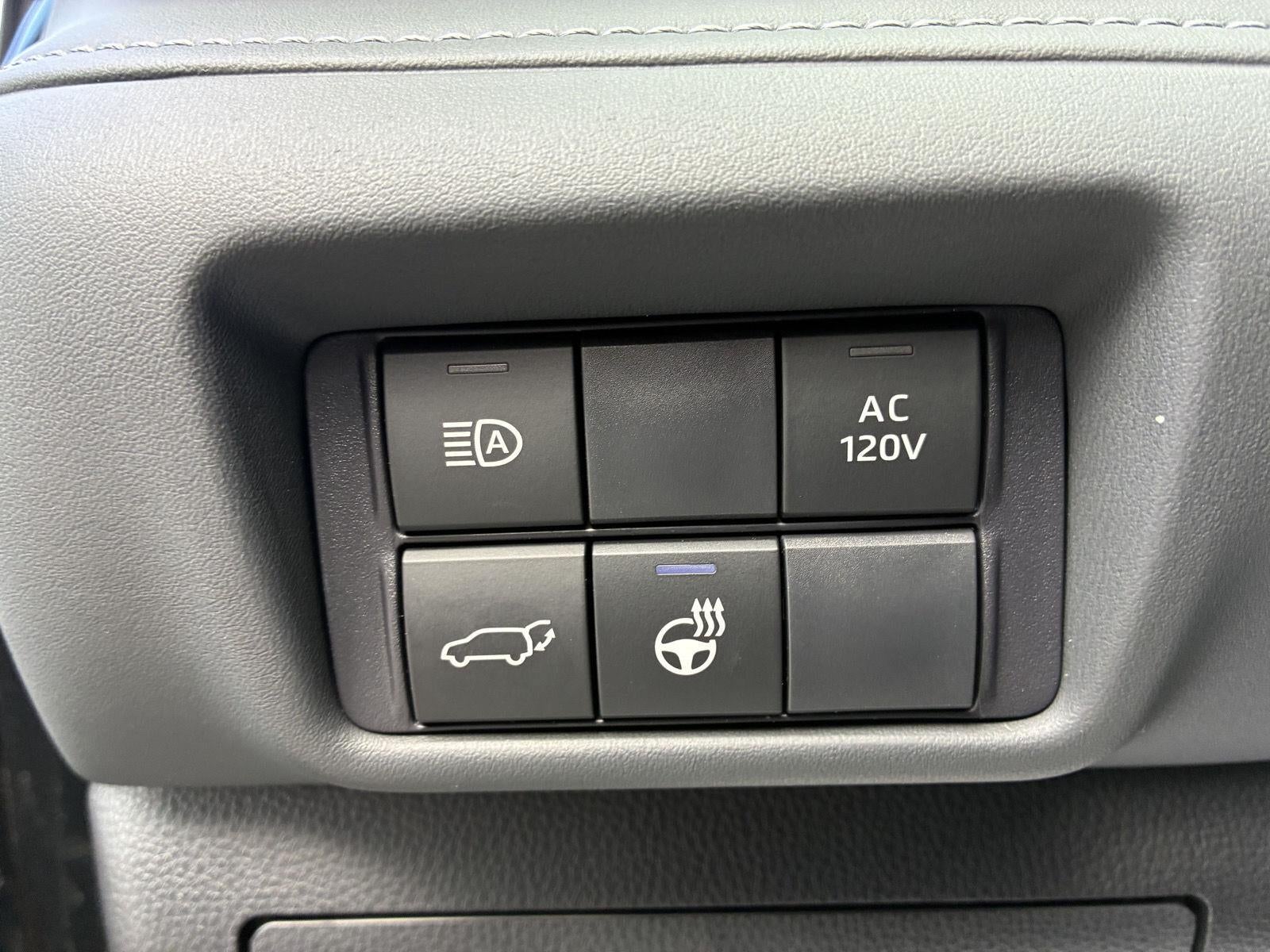 2026 Toyota Highlander Hybrid Limited