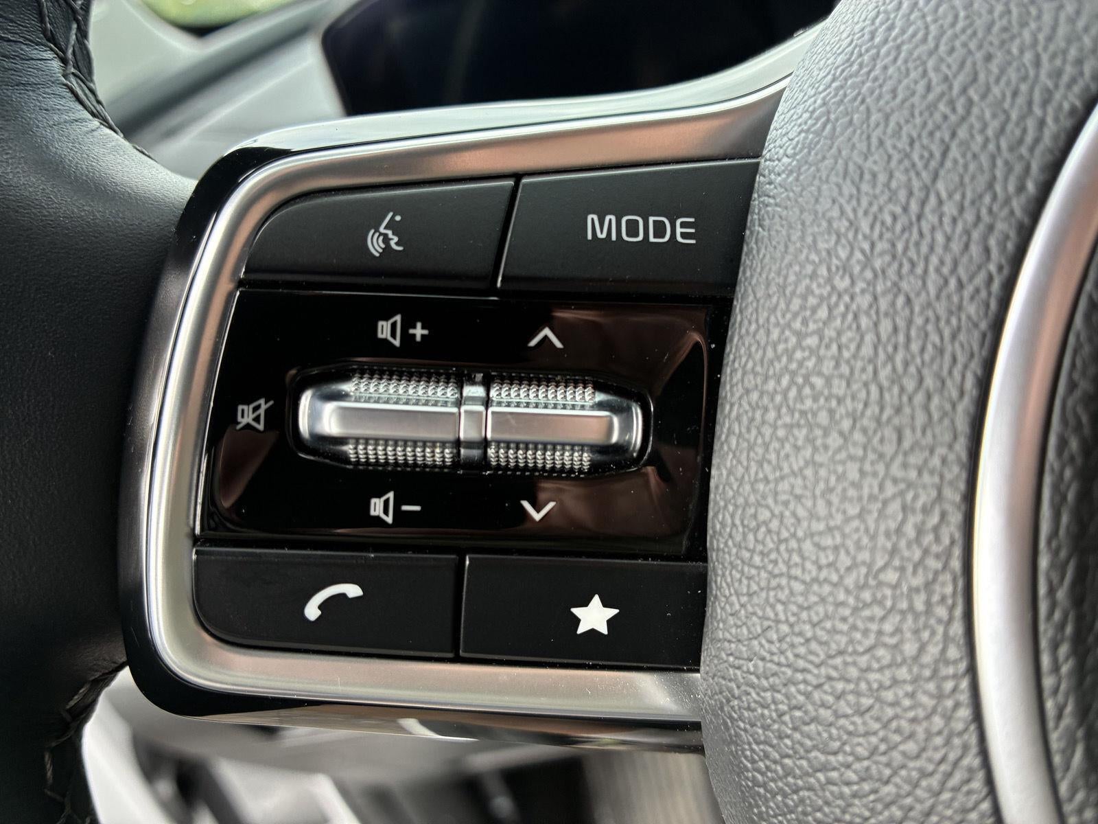 2025 Kia Sorento X-Line EX
