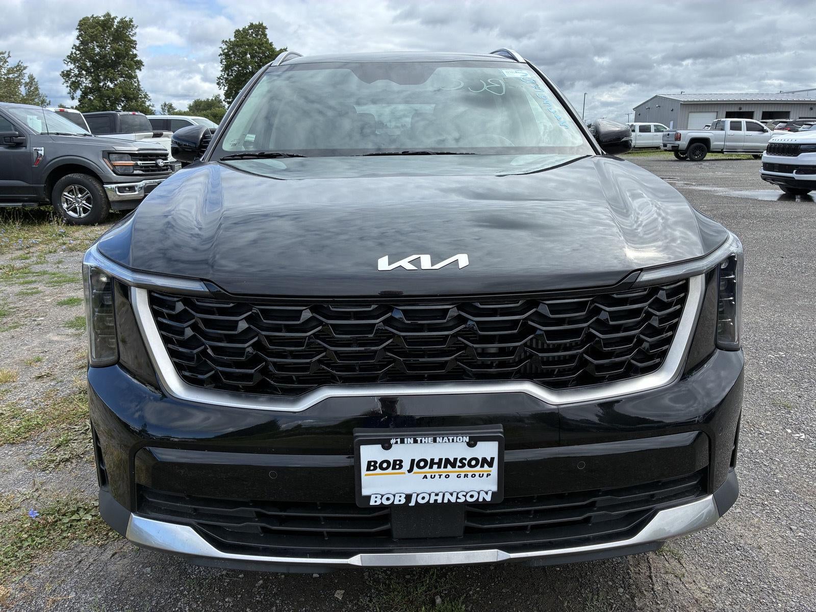 2025 Kia Sorento X-Line EX