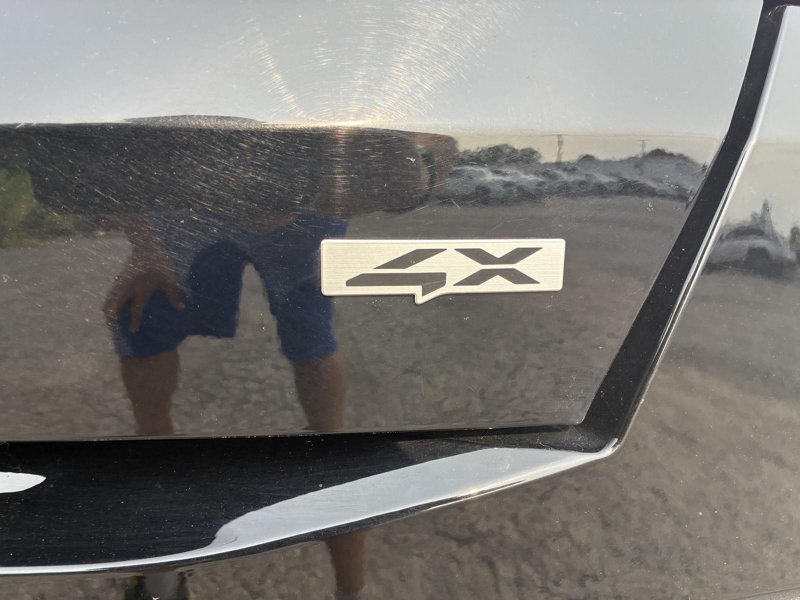 2025 Kia Sorento X-Line EX