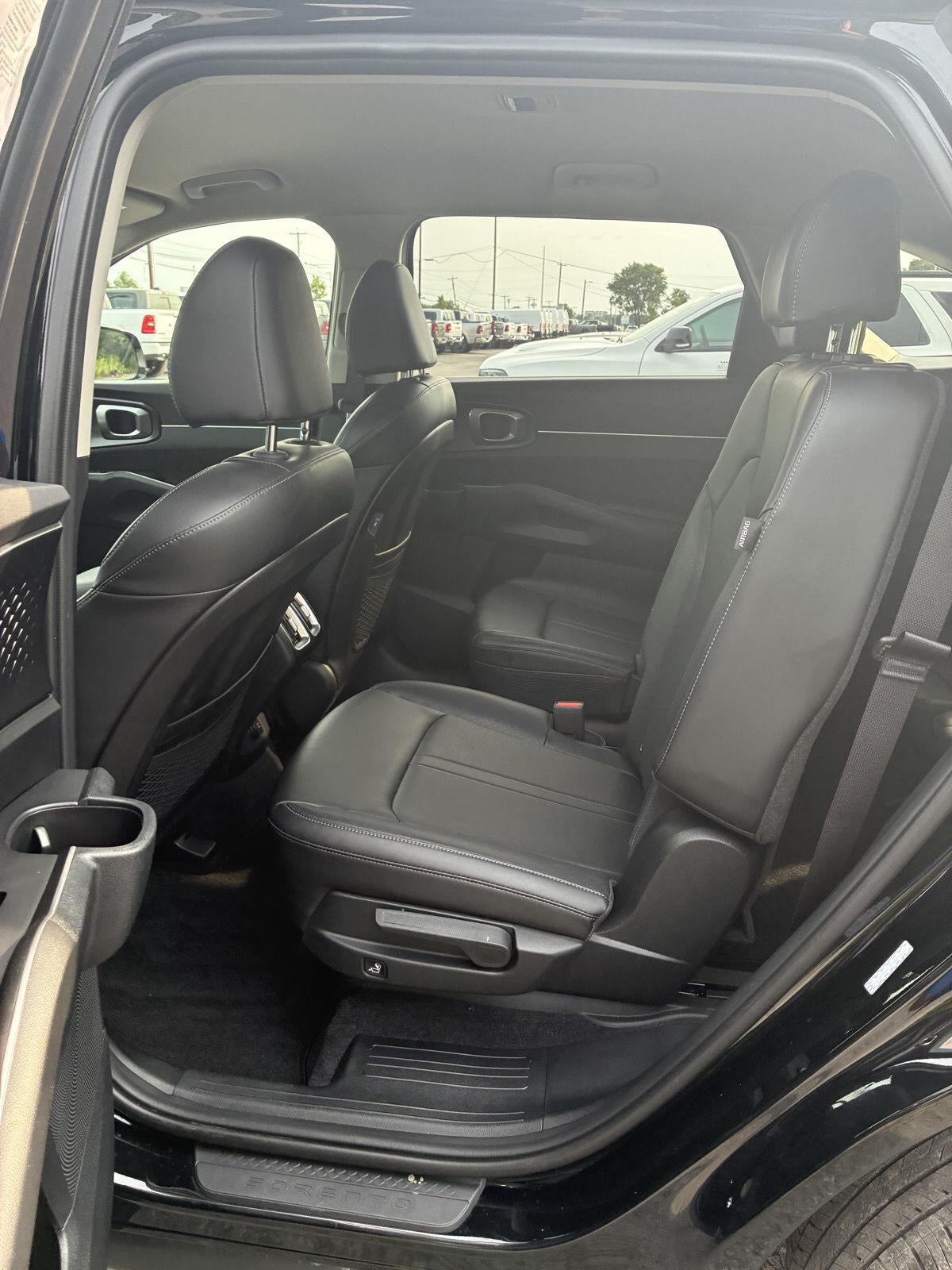 2025 Kia Sorento X-Line EX