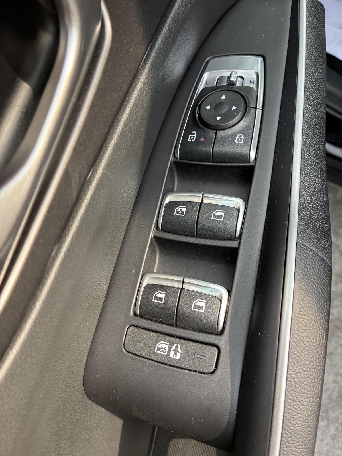 2025 Kia Sorento X-Line EX