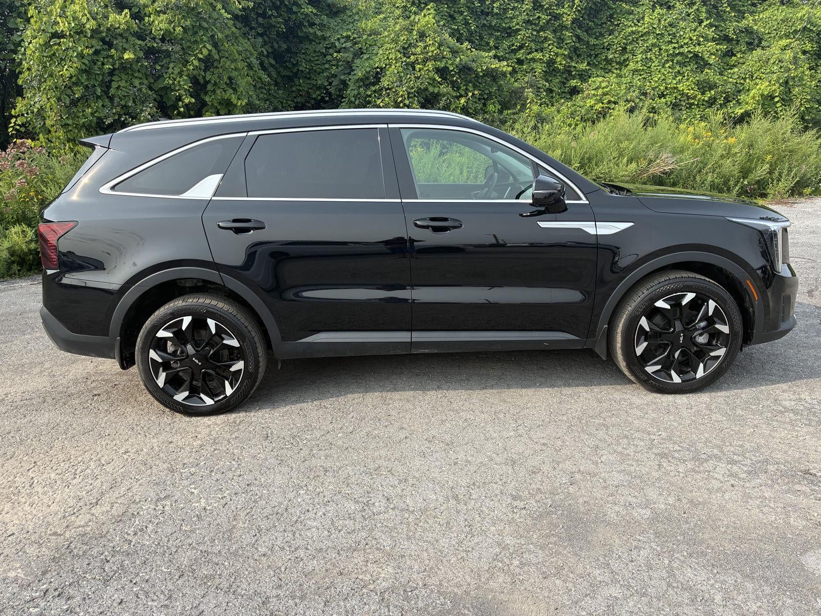 2025 Kia Sorento X-Line EX