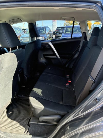 2017 Toyota RAV4 LE