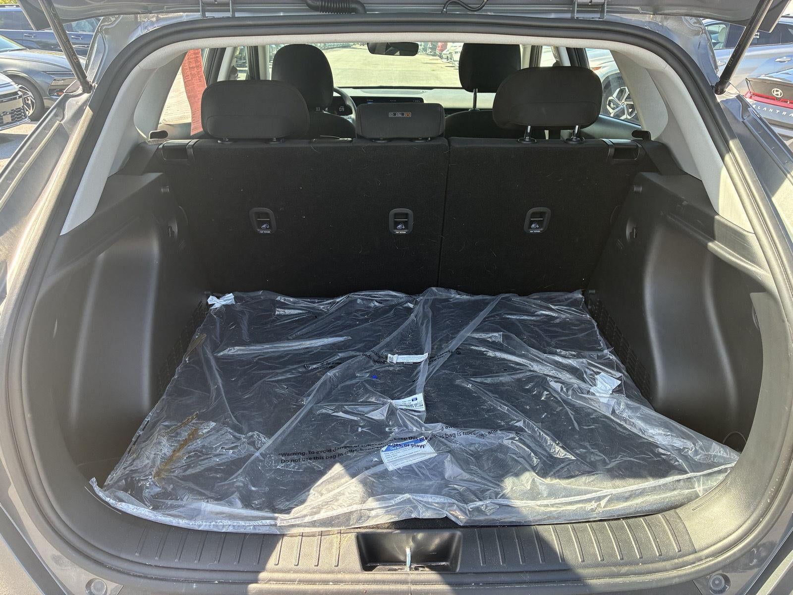 2026 Hyundai KONA SE
