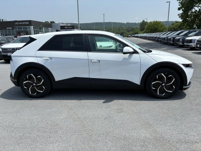 2024 Hyundai IONIQ 5 SE