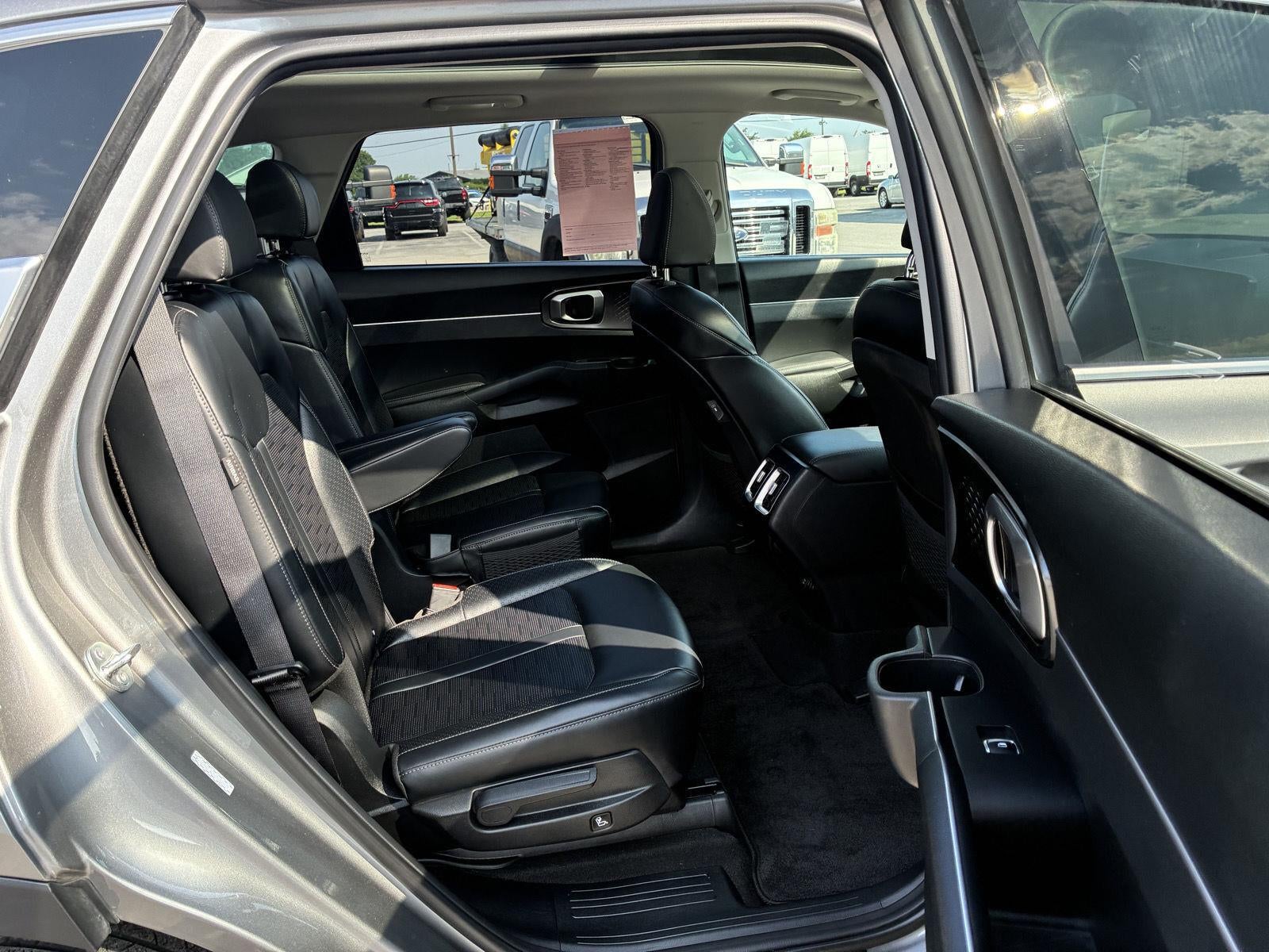 2025 Kia Sorento Hybrid EX