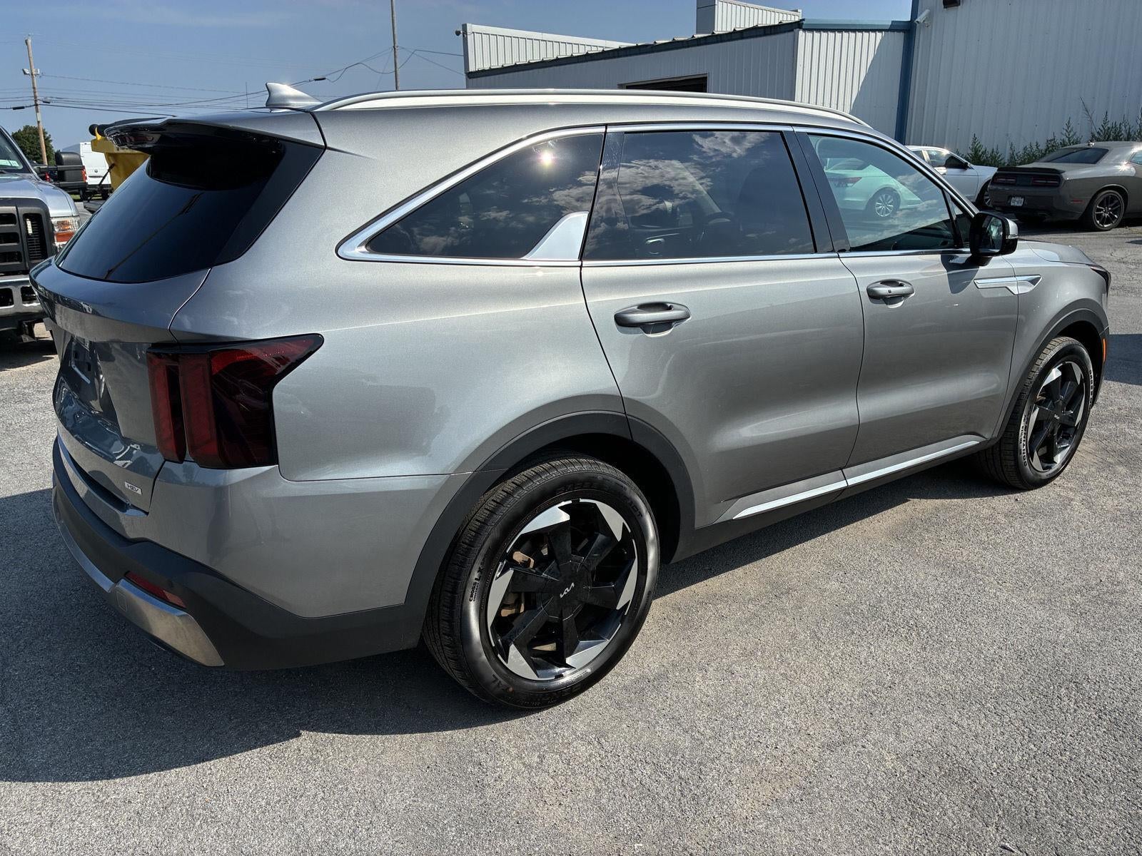 2025 Kia Sorento Hybrid EX