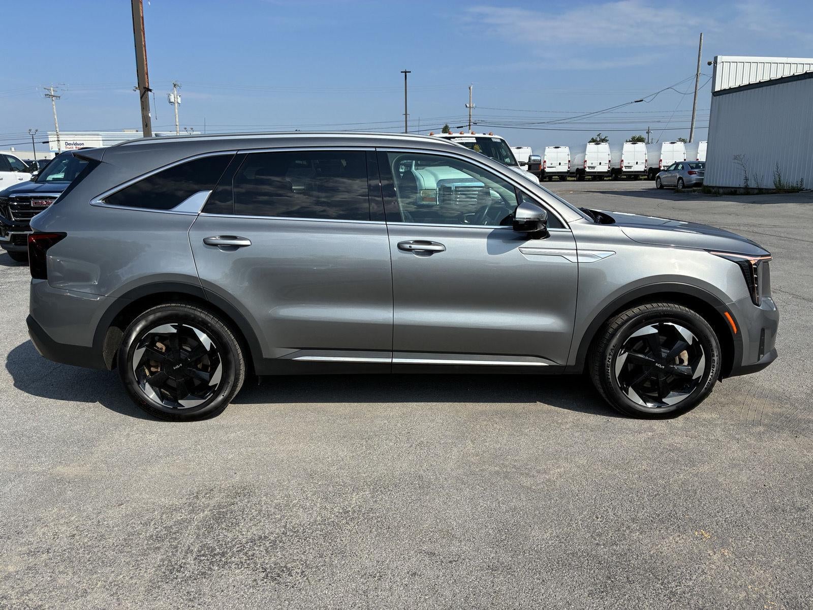 2025 Kia Sorento Hybrid EX