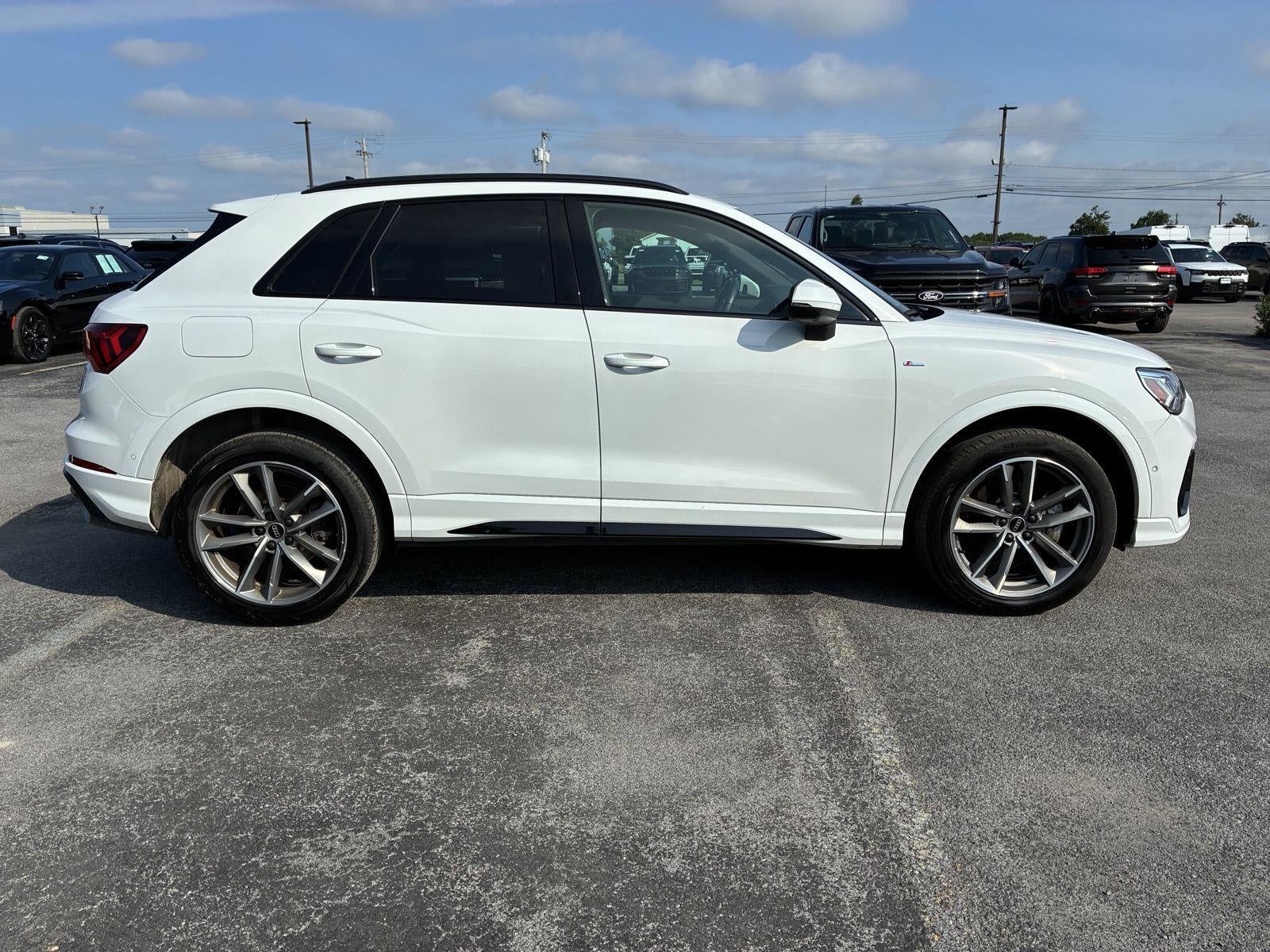 2021 Audi Q3 S line Premium Plus